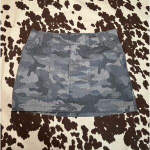 Wild fable camo cargo mini skirt
